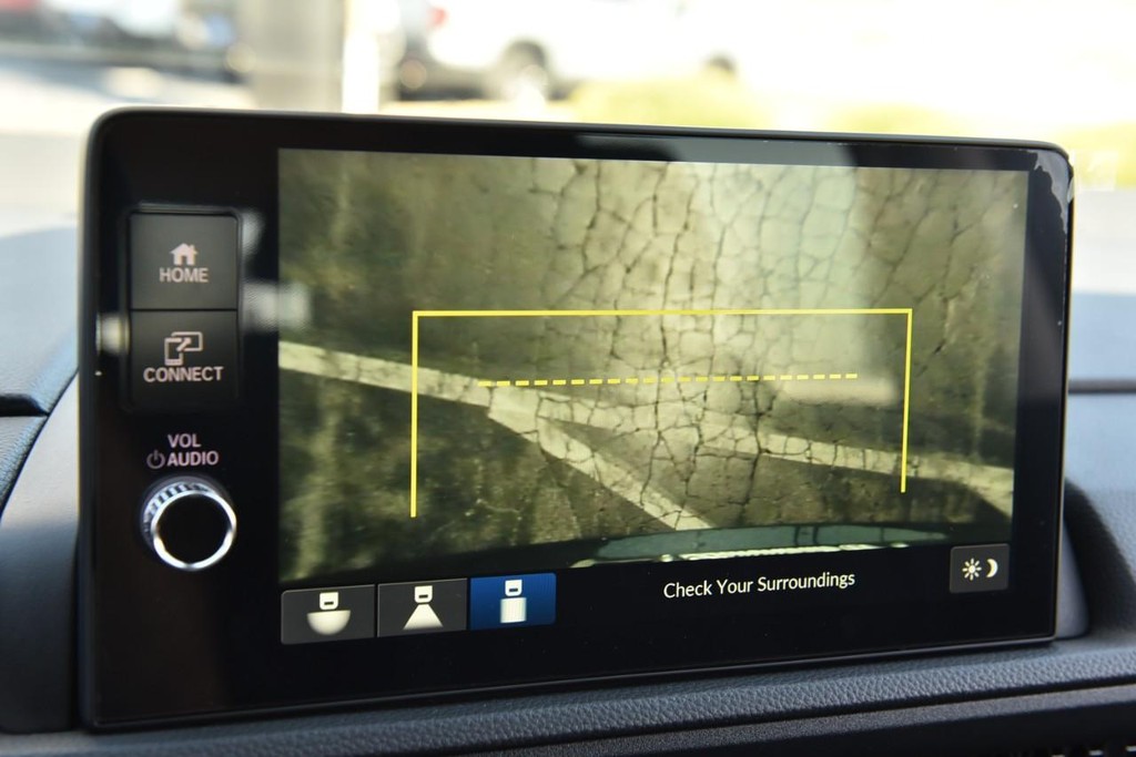 Honda CR-V Vehicle Full-screen Gallery Image 11