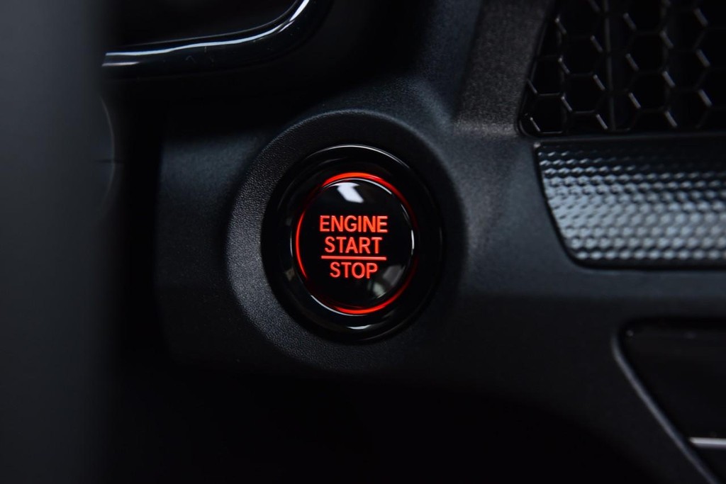 Honda CR-V Vehicle Full-screen Gallery Image 16