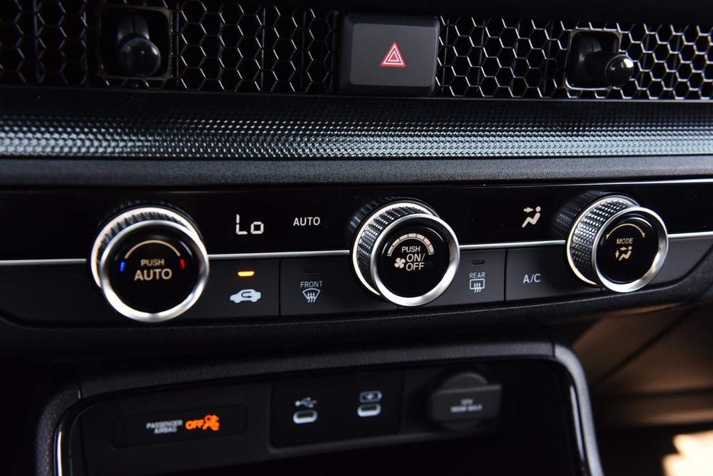 Honda CR-V Vehicle Image 13