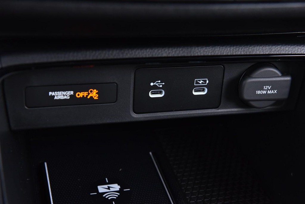 Honda CR-V Vehicle Image 14