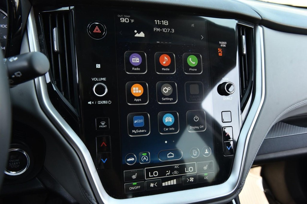 Subaru Outback Vehicle Full-screen Gallery Image 14
