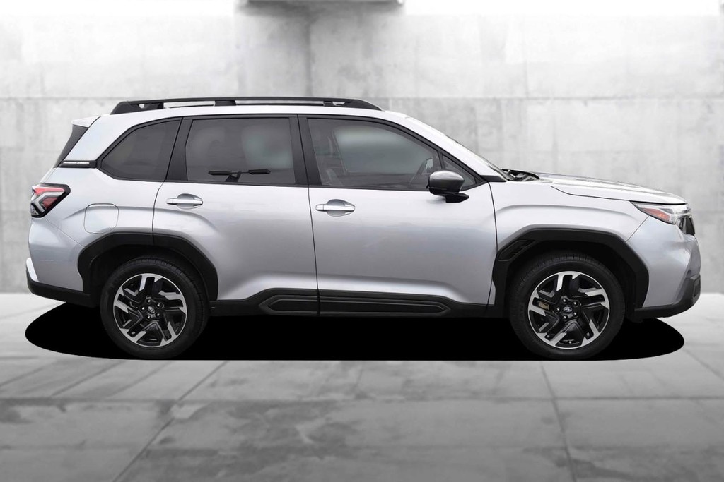Subaru Forester Vehicle Image 05