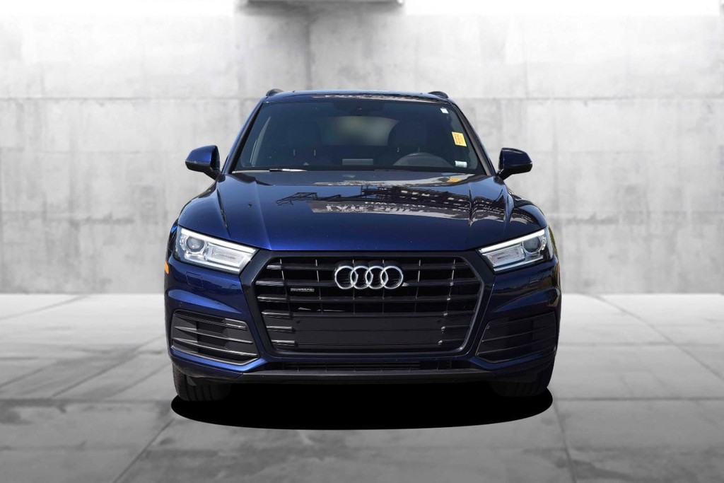 Audi Q5 Vehicle Image 04