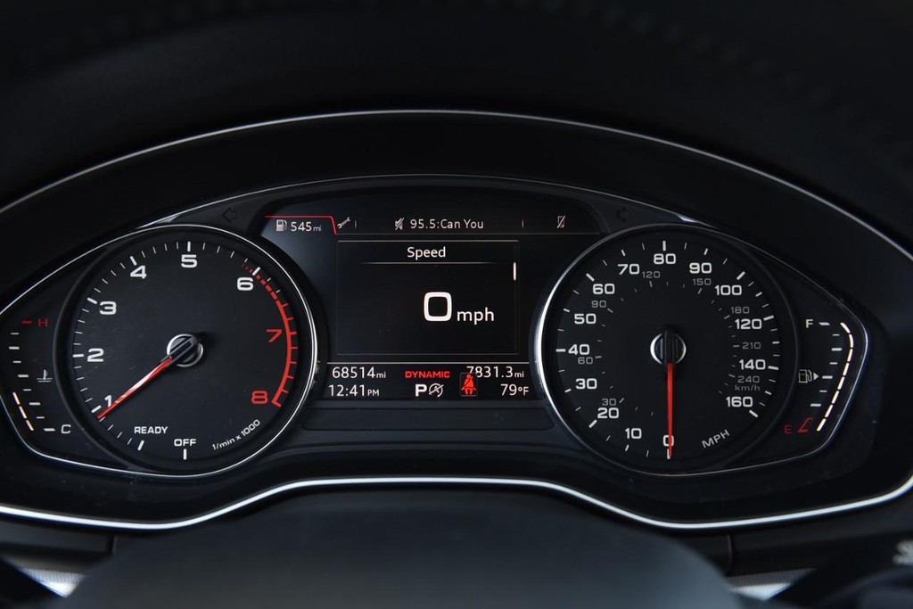 Audi Q5 Vehicle Image 13
