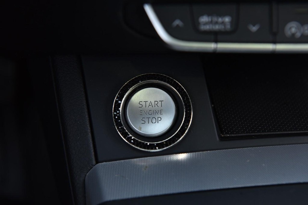 Audi Q5 Vehicle Image 17