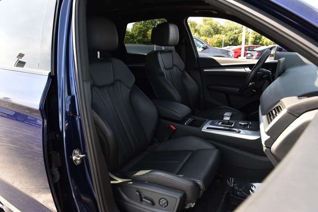 Audi Q5 Vehicle Image 22