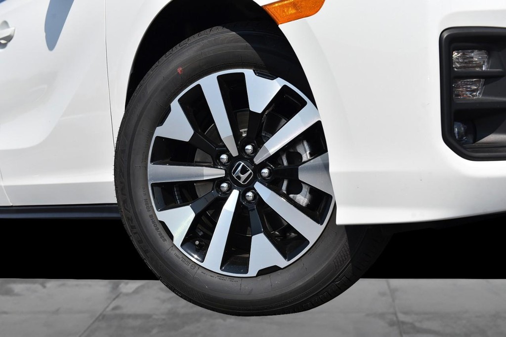 Honda Odyssey Vehicle Image 03