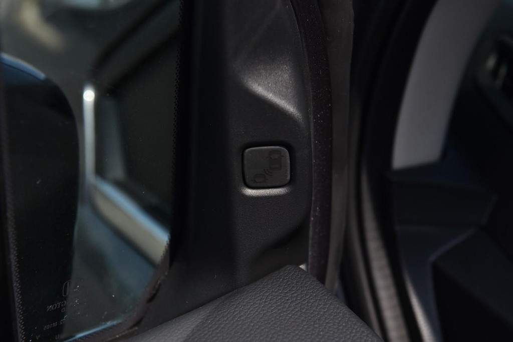 Honda Odyssey Vehicle Full-screen Gallery Image 10