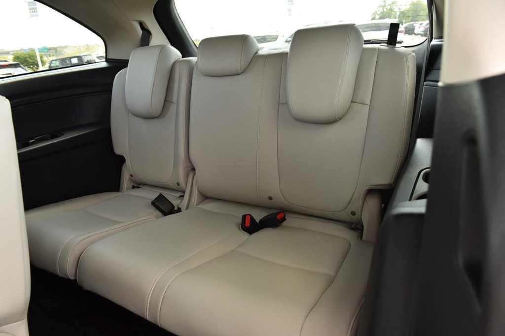 Honda Odyssey Vehicle Full-screen Gallery Image 29
