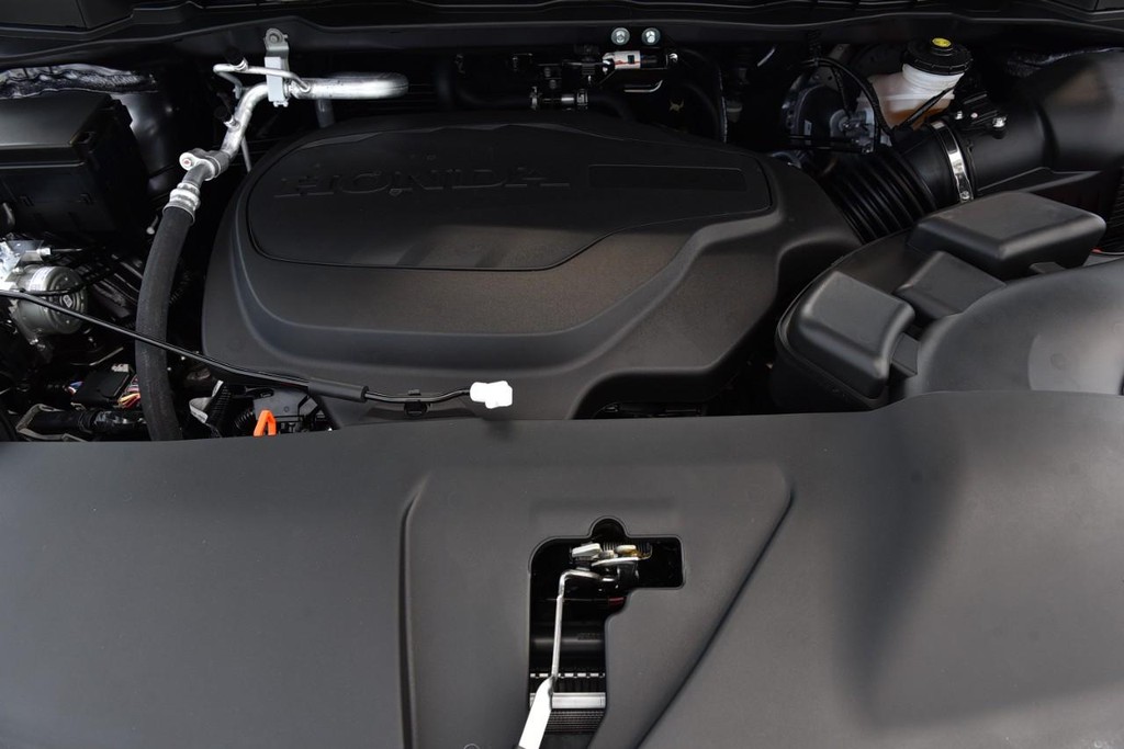Honda Odyssey Vehicle Full-screen Gallery Image 32
