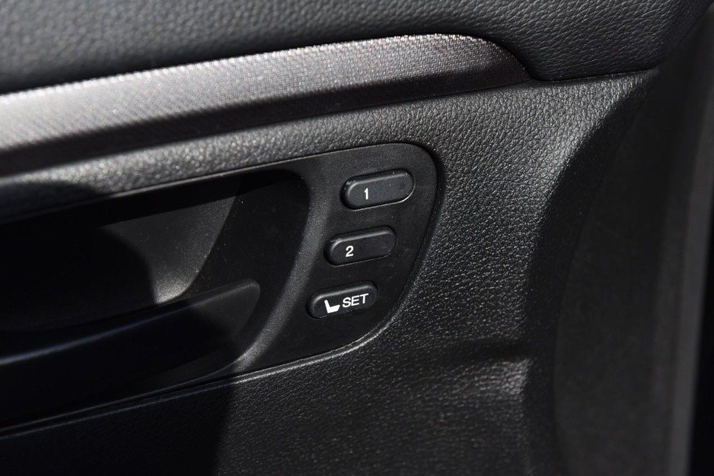 Honda Passport Vehicle Image 10