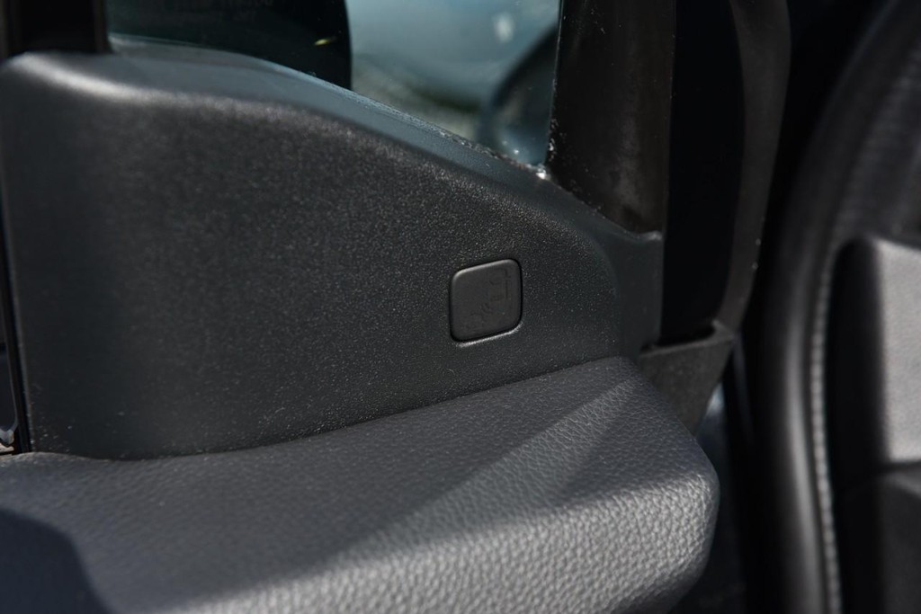 Honda Passport Vehicle Image 11