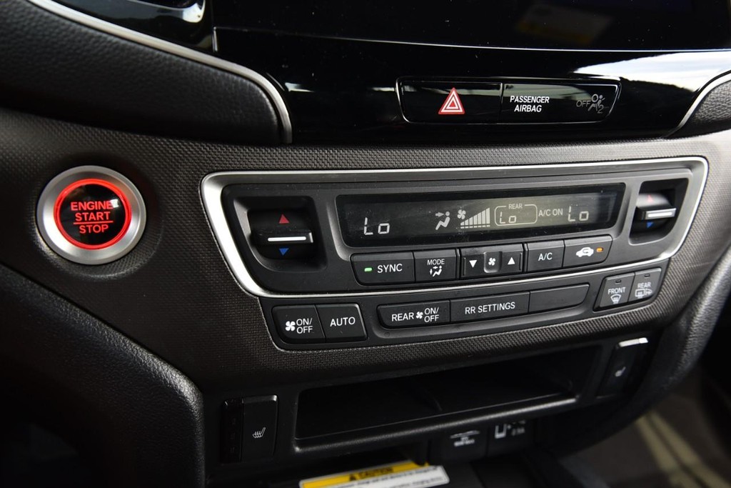 Honda Passport Vehicle Image 17