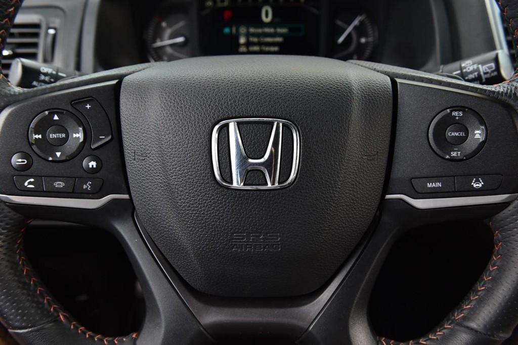 Honda Passport Vehicle Image 23