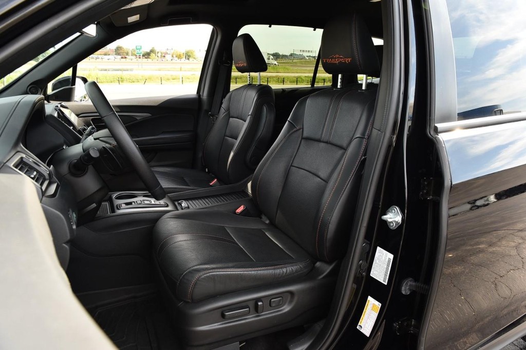 Honda Passport Vehicle Image 24