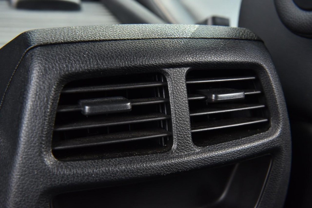 Honda Passport Vehicle Image 28