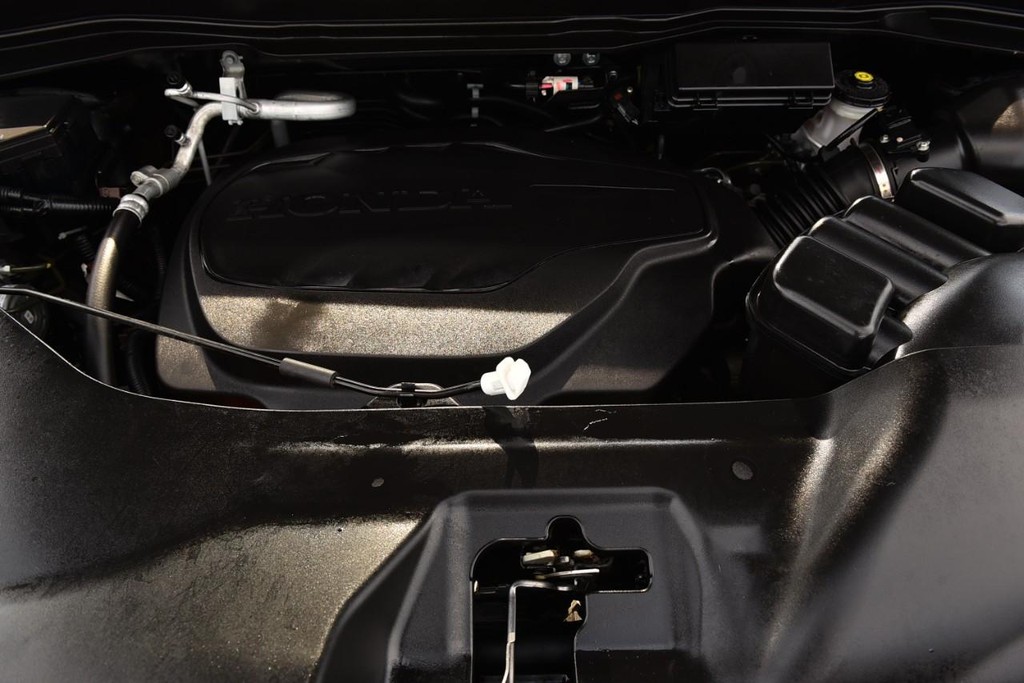 Honda Passport Vehicle Image 32