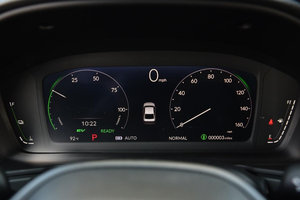 Honda Accord Hybrid Vehicle Full-screen Gallery Image 10