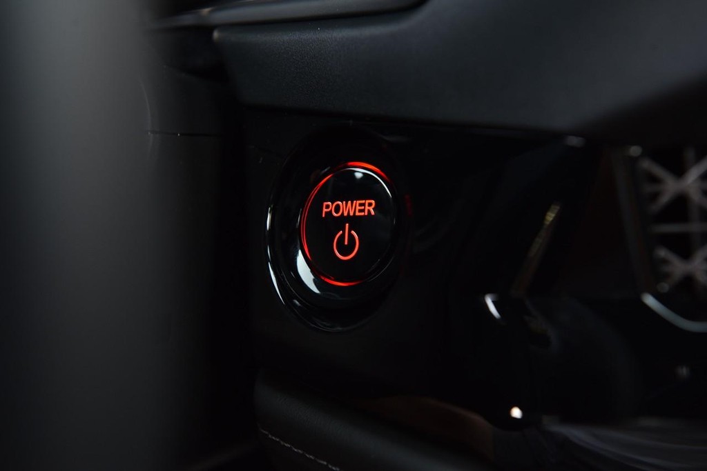 Honda Accord Hybrid Vehicle Full-screen Gallery Image 17