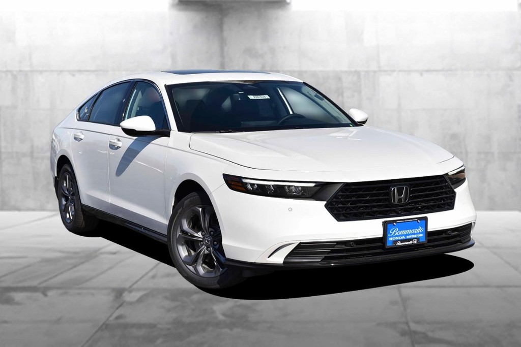Honda Accord Hybrid Vehicle Image 02