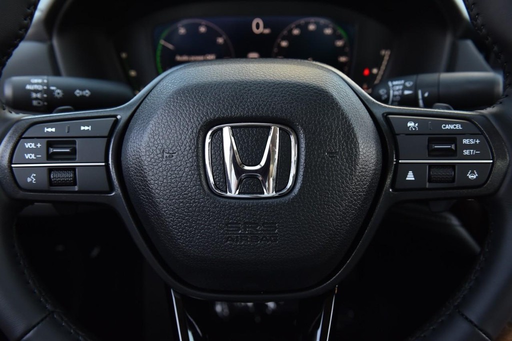 Honda Accord Hybrid Vehicle Image 19