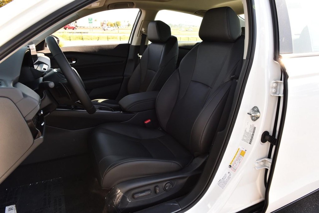 Honda Accord Hybrid Vehicle Image 20