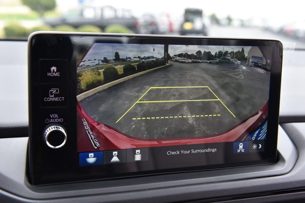 Honda Accord Sedan Vehicle Image 11