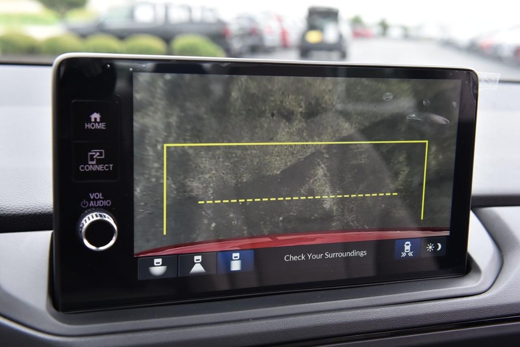 Honda Accord Sedan Vehicle Image 12