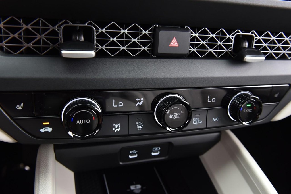 Honda Accord Sedan Vehicle Image 14