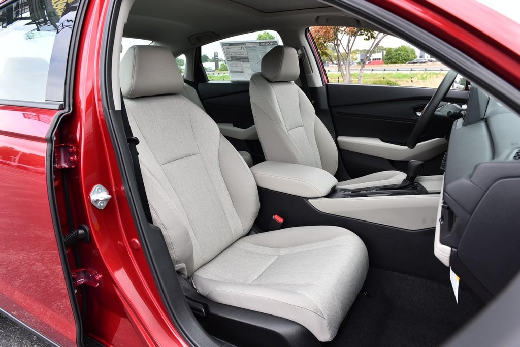Honda Accord Sedan Vehicle Image 20