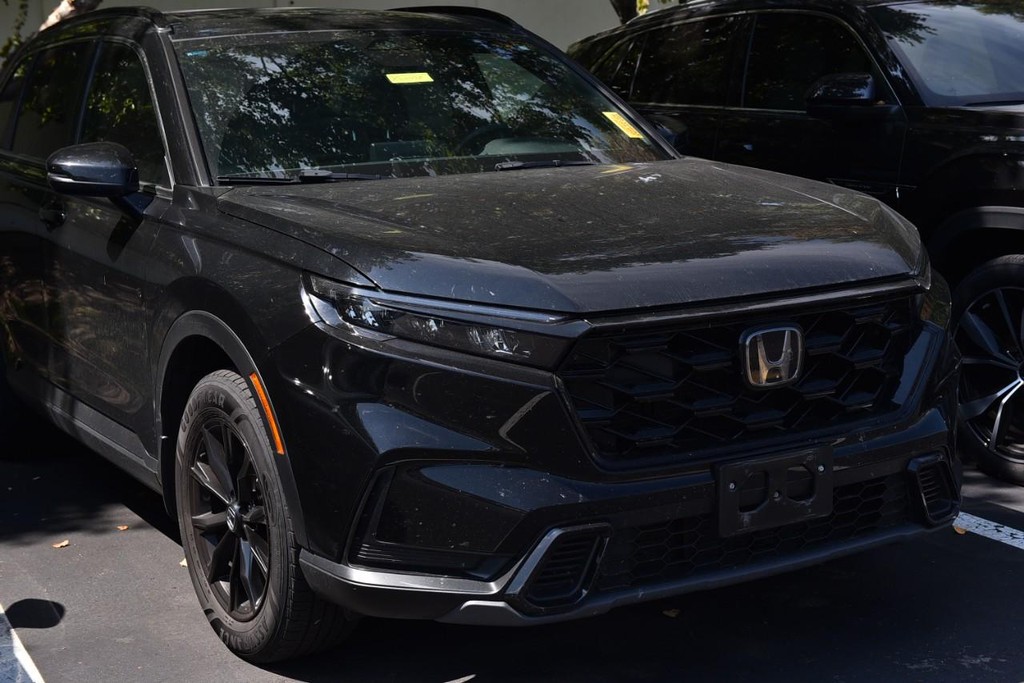 Honda CR-V Hybrid Vehicle Image 02