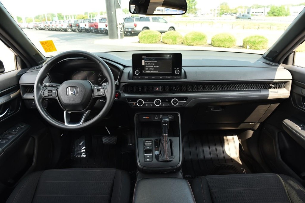 Honda CR-V Hybrid Vehicle Image 07