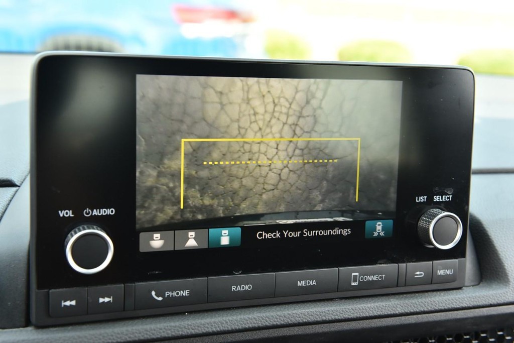 Honda CR-V Hybrid Vehicle Image 13