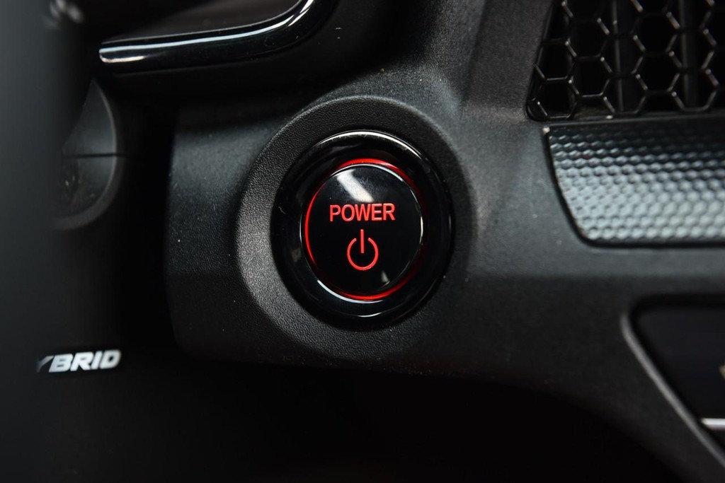 Honda CR-V Hybrid Vehicle Image 18