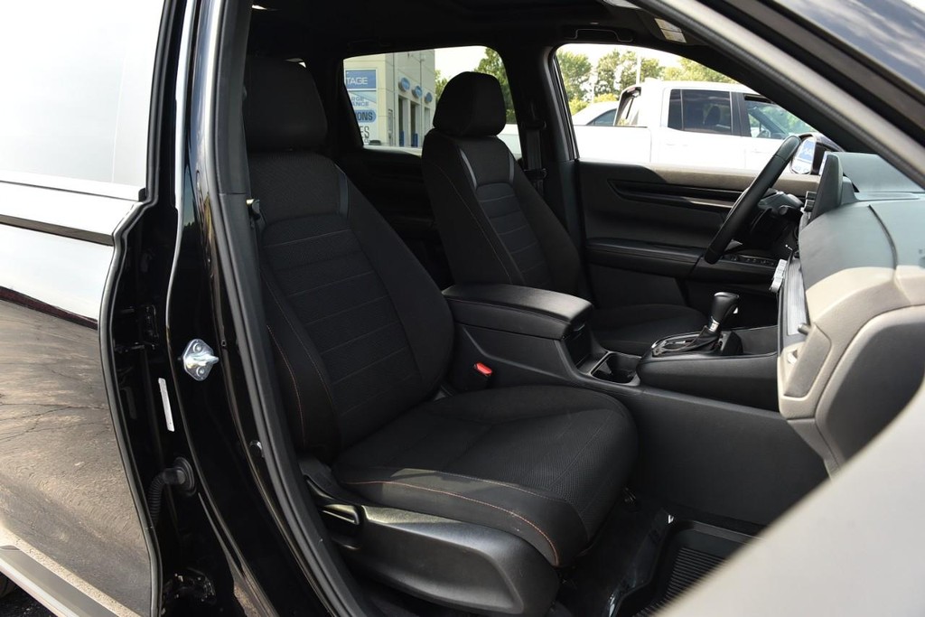Honda CR-V Hybrid Vehicle Image 21