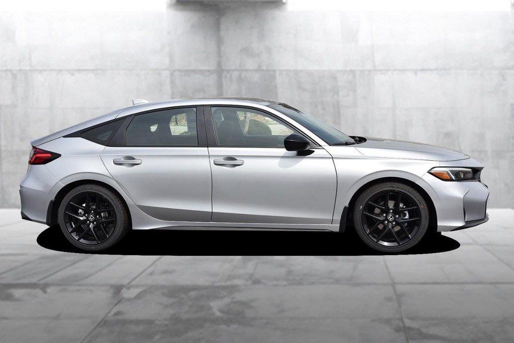 Honda Civic Hatchback Vehicle Full-screen Gallery Image 5