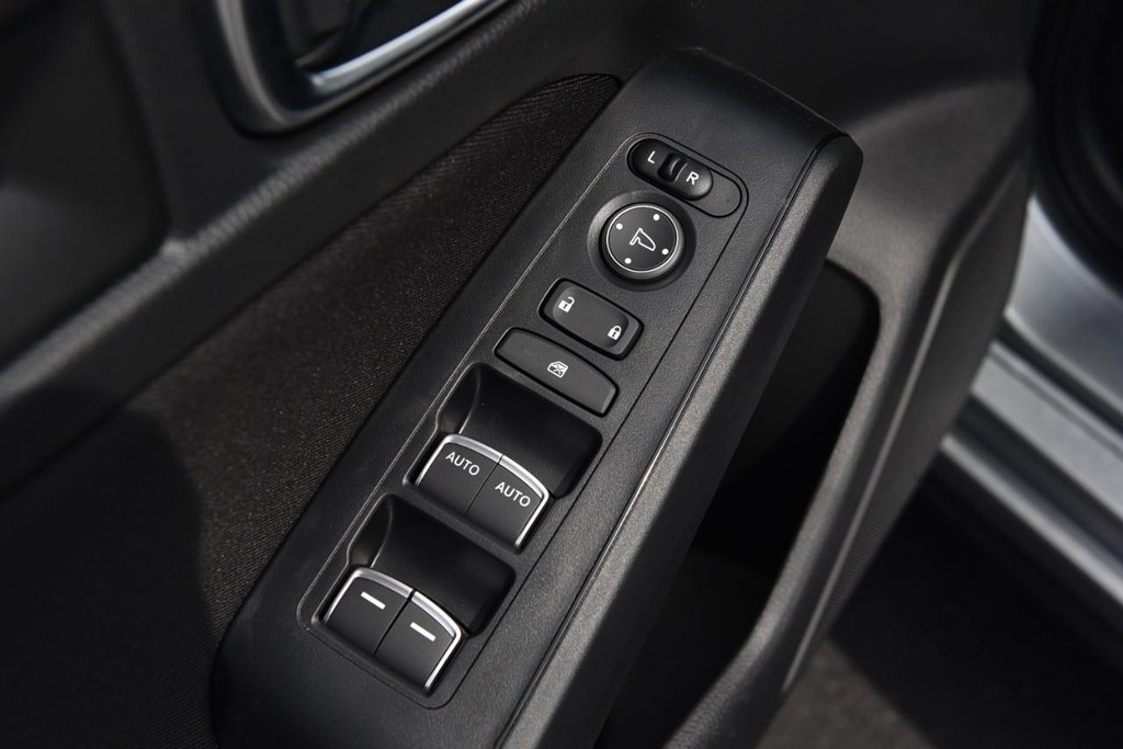 Honda Civic Hatchback Vehicle Full-screen Gallery Image 8