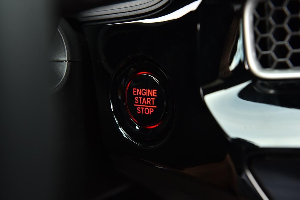 Honda Civic Hatchback Vehicle Full-screen Gallery Image 18