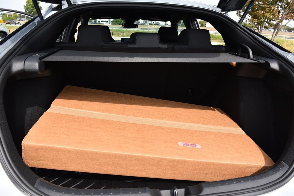Honda Civic Hatchback Vehicle Full-screen Gallery Image 23