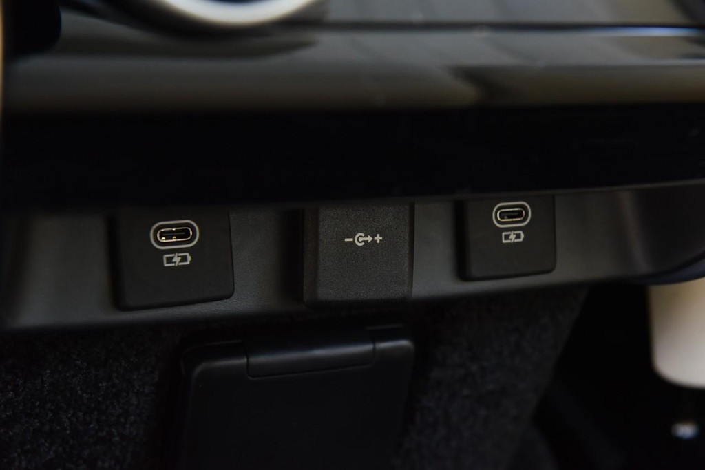 Land Rover Range Rover Vehicle Image 23