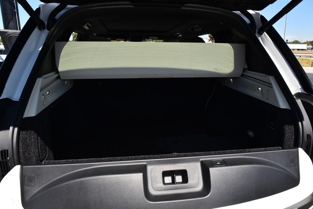 Land Rover Range Rover Vehicle Image 25