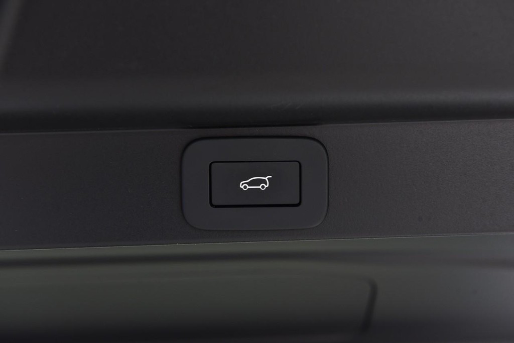 Land Rover Range Rover Vehicle Image 26