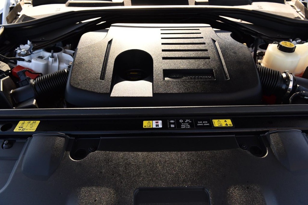 Land Rover Range Rover Vehicle Image 27
