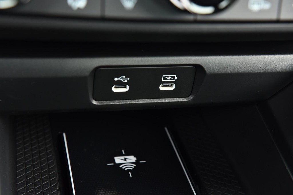 Honda Accord Sedan Vehicle Image 15