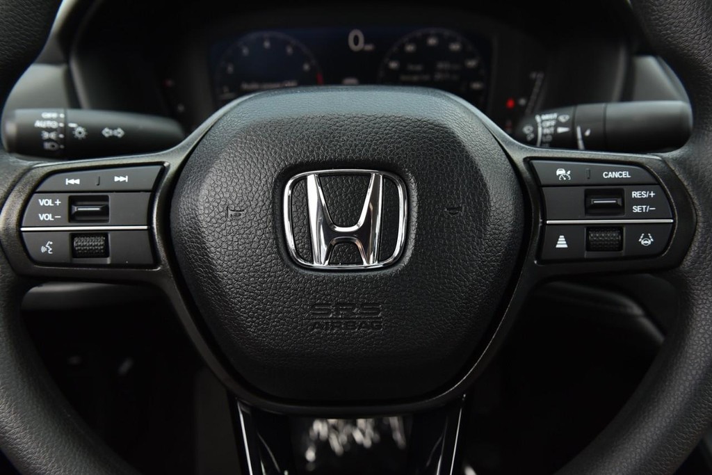 Honda Accord Sedan Vehicle Image 18