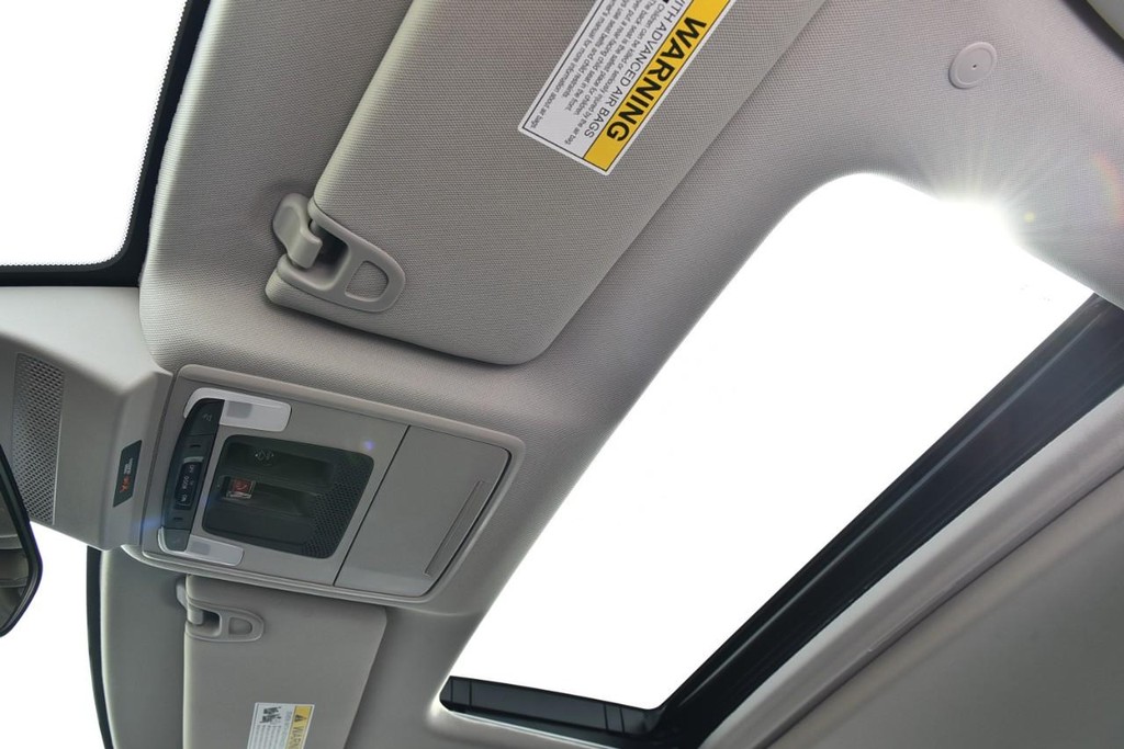 Honda Accord Sedan Vehicle Image 21