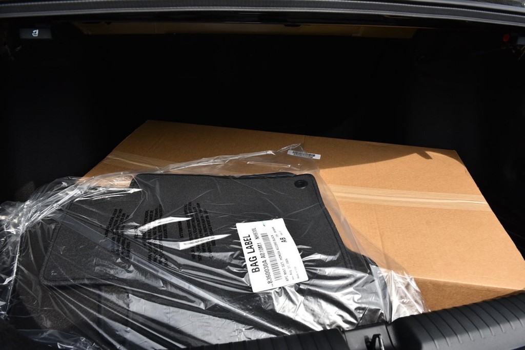Honda Accord Sedan Vehicle Image 24