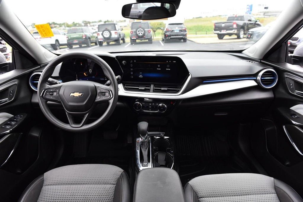 Chevrolet Trax Vehicle Image 07