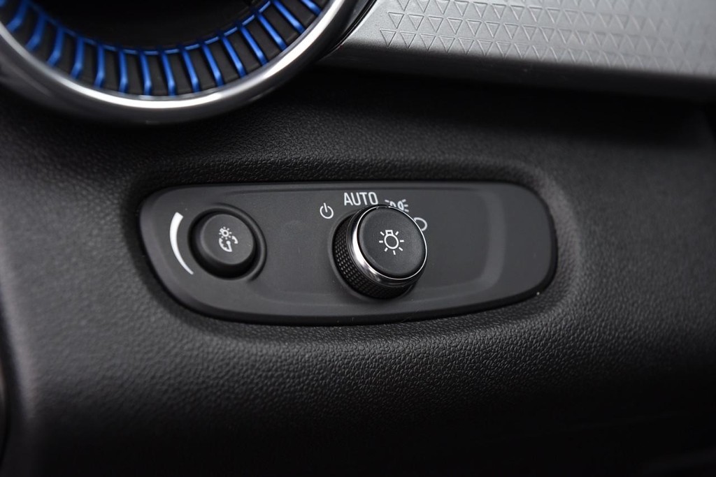 Chevrolet Trax Vehicle Image 09