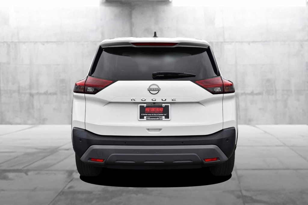 Nissan Rogue Vehicle Image 06